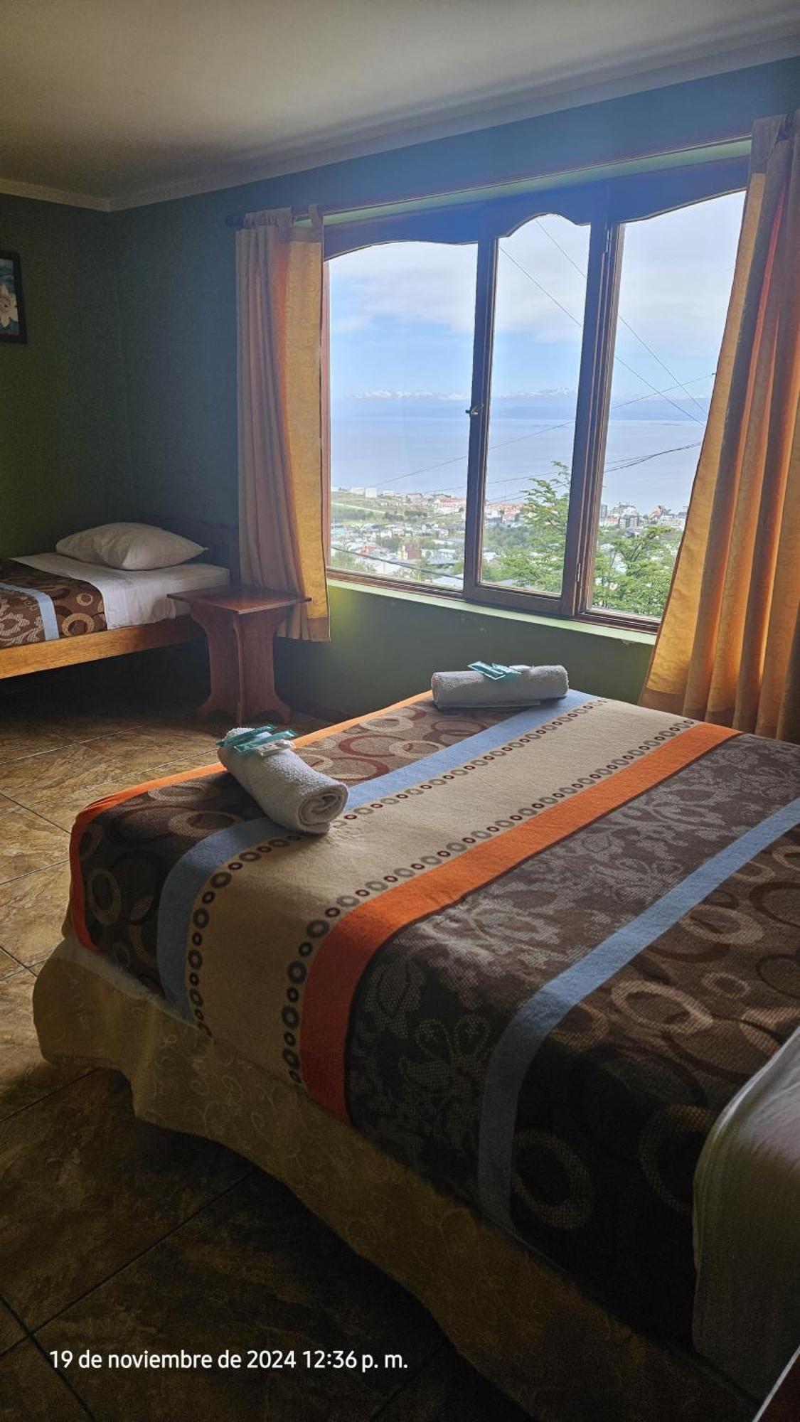 Mirador Del Beagle Hosteria Ushuaia Exterior photo